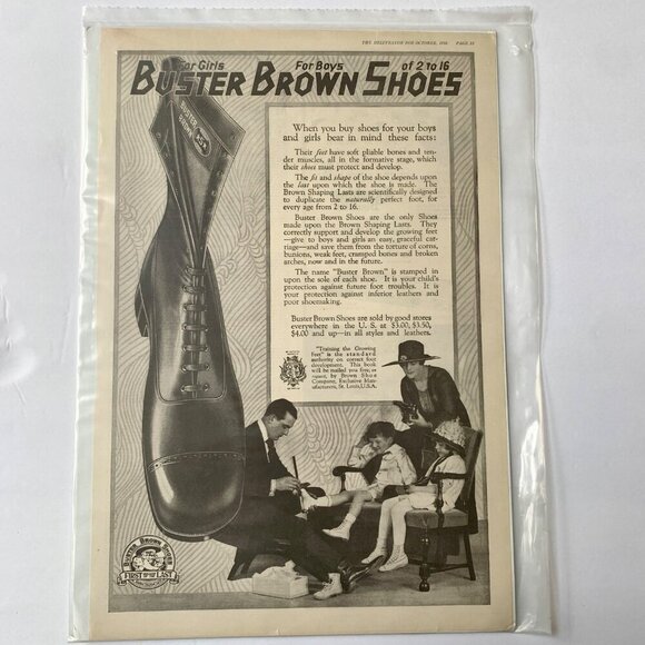 Buster Brown Shoes Magazine Ad Page from The Delineator October 1918 ANTIQUE - Picture 1 of 2